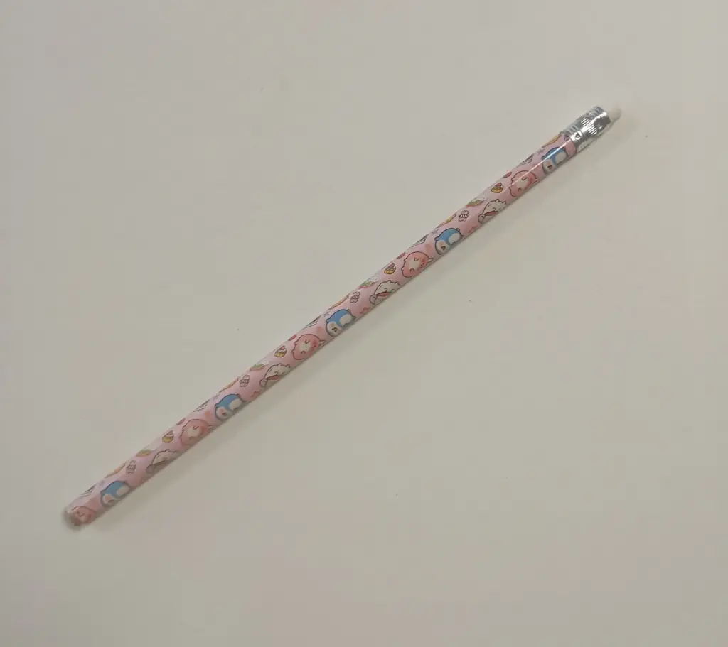 Crayon à papier en bois  décor kawaii avec gomme